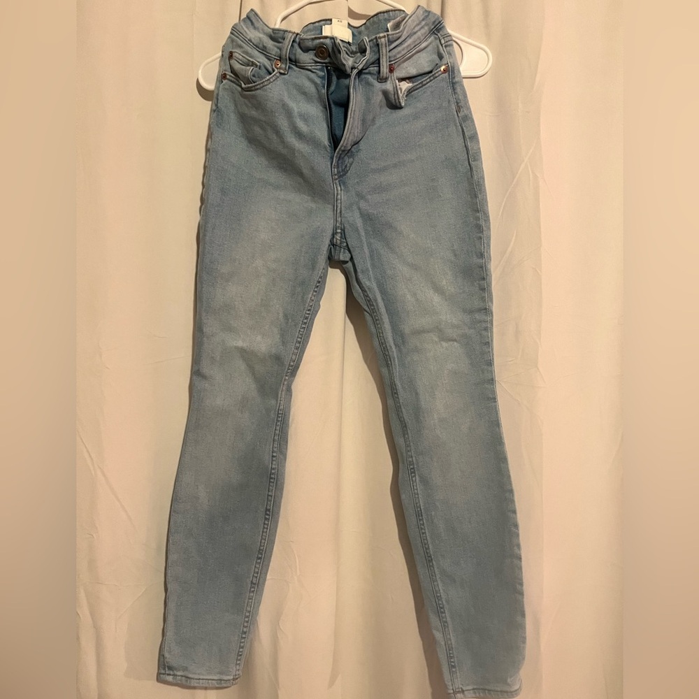 Light Wash Skinny Jeans